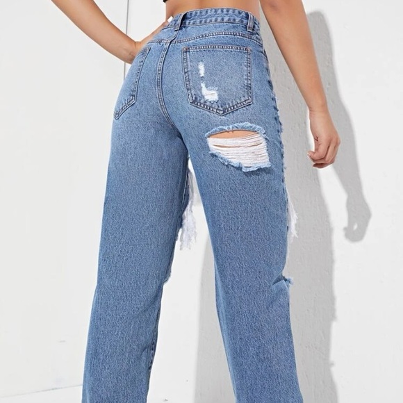 HIGH WAISTED JEANS🕷 - Picture 2 of 2